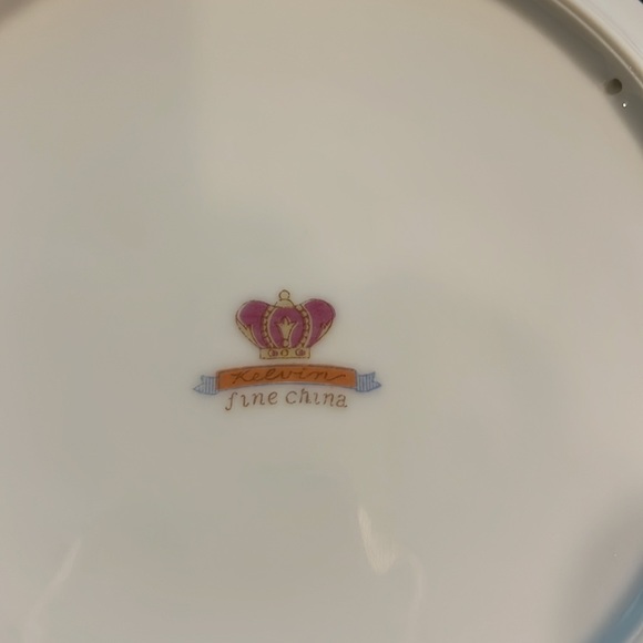 Kelvin Fine China - Decorative Plate - Lavender Flowers - Picture 6 of 6